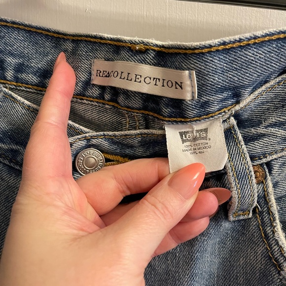 Vintage Levi’s distressed jean shorts by Re Collection - Picture 4 of 11